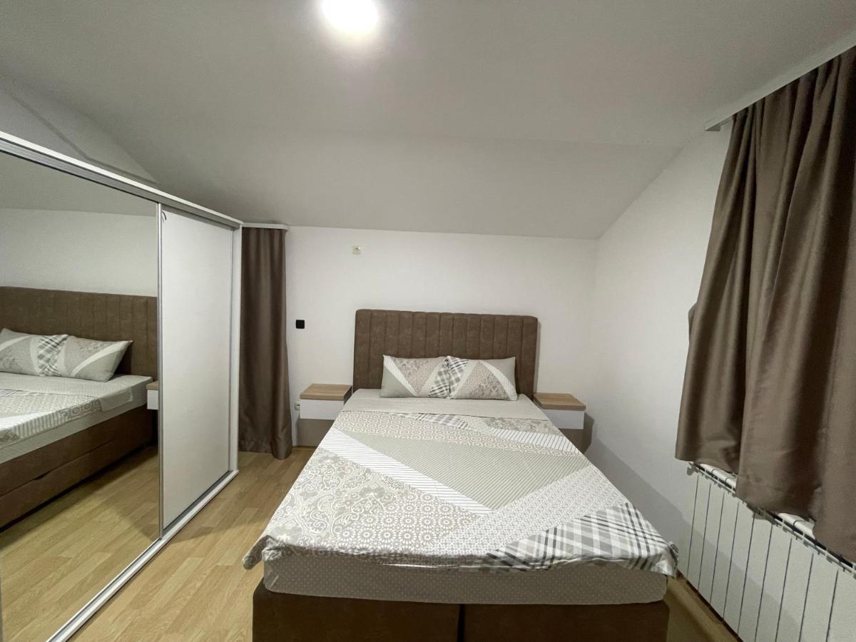 Hotel Royal Garden Niksic Exterior photo