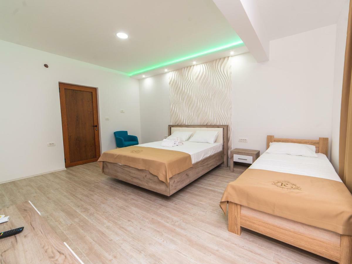 Hotel Royal Garden Niksic Exterior photo