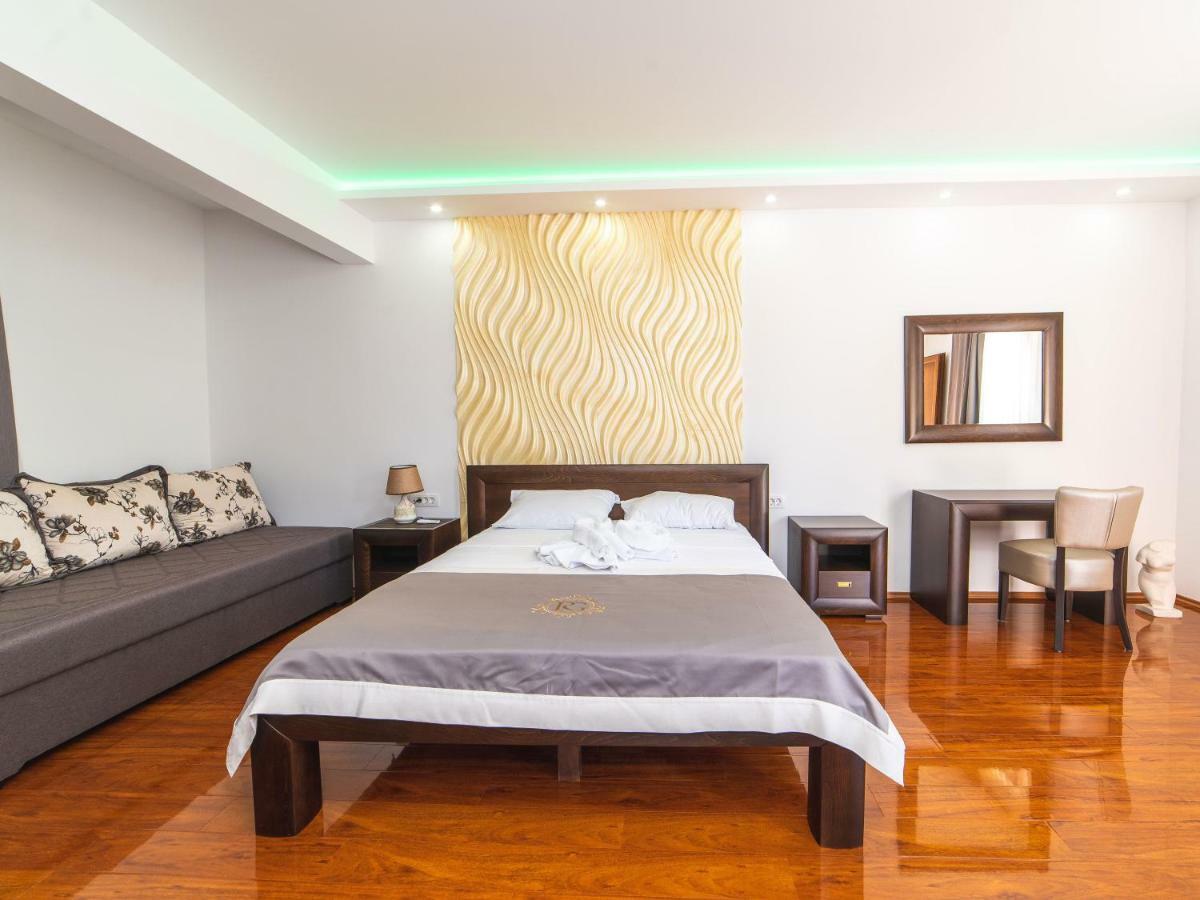 Hotel Royal Garden Niksic Exterior photo