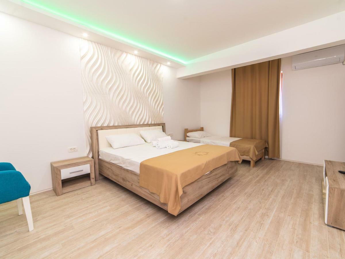 Hotel Royal Garden Niksic Exterior photo